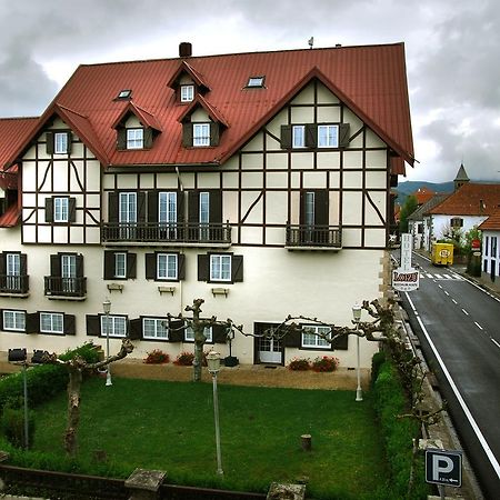 Hotel Rural Loizu Burguete Eksteriør billede